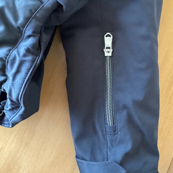 Spyder Women's Tresh Jacket size 8 Black with accent grey zip off hood LIKE NEW - Picture 3 of 6